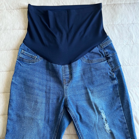 Maternity jean’s - Picture 3 of 5